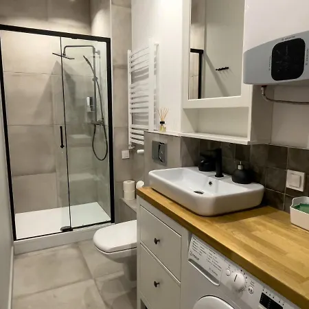 Urabn With Garden No 2a Katowice Free Private Parking, Self Check-in Apartman