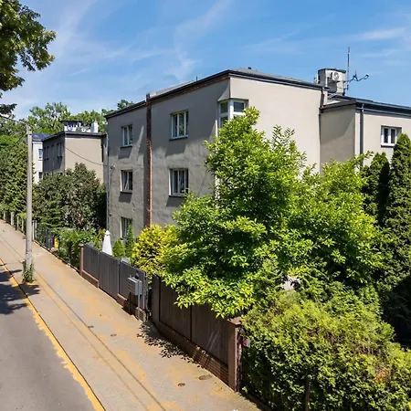 Lägenhet Urabn With Garden No 2a - Air Condition - Free Parking *