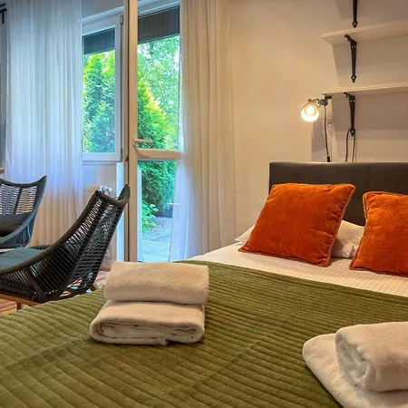 Urabn With Garden No 2a - Air Condition - Free Parking * Chorzów